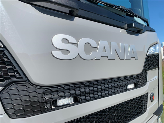 Scania G450 B 8x2*6 NB - ADR