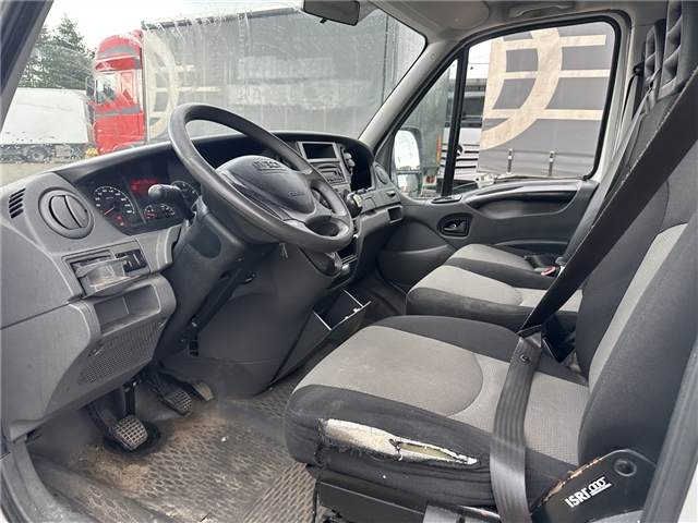 Iveco Daily 35S13 Box