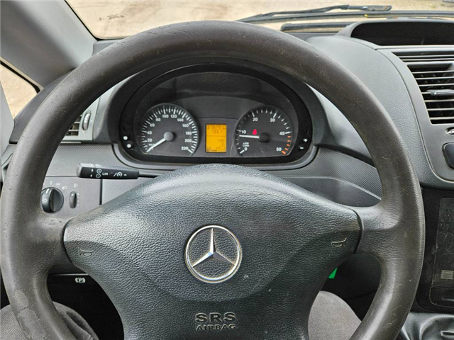 Mercedes-Benz Vito 113 2,2 CDi Standard L 4d