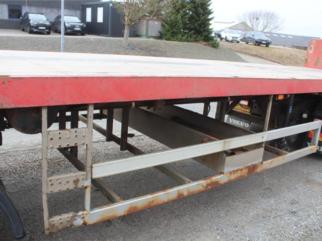 Broshuis 3 Ax  flat extension trailer.