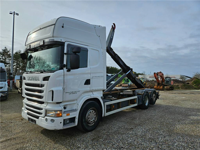 Scania R440 6x2/4 - Abrollkipper - with hook and retarder